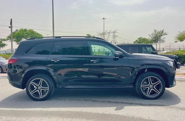 Mercedes-Benz GLS 450 4MATIC 2025 - European Specs