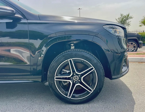 Mercedes-Benz GLS 450 4MATIC 2025 - European Specs