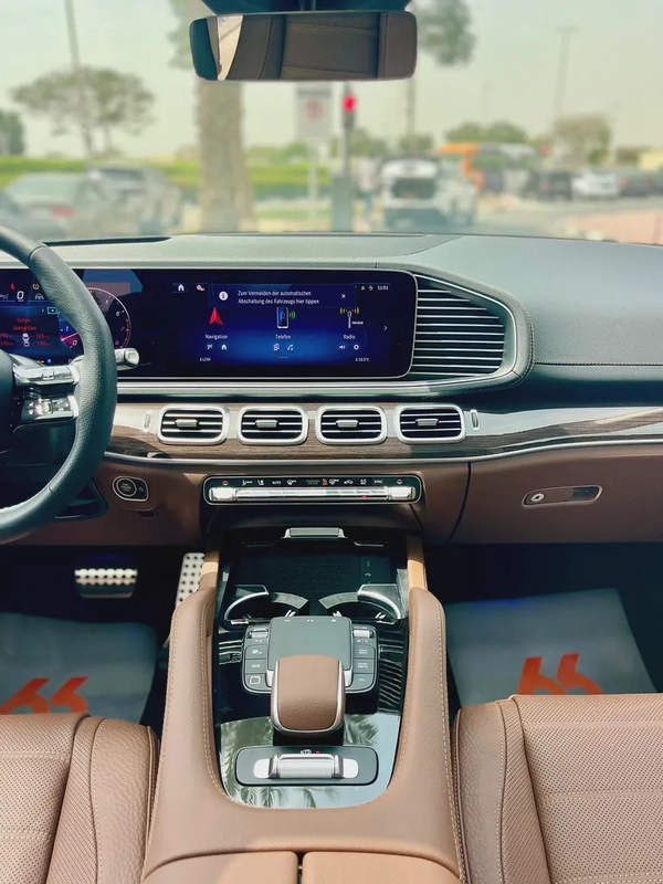 Mercedes-Benz GLS 450 4MATIC 2025 - European Specs