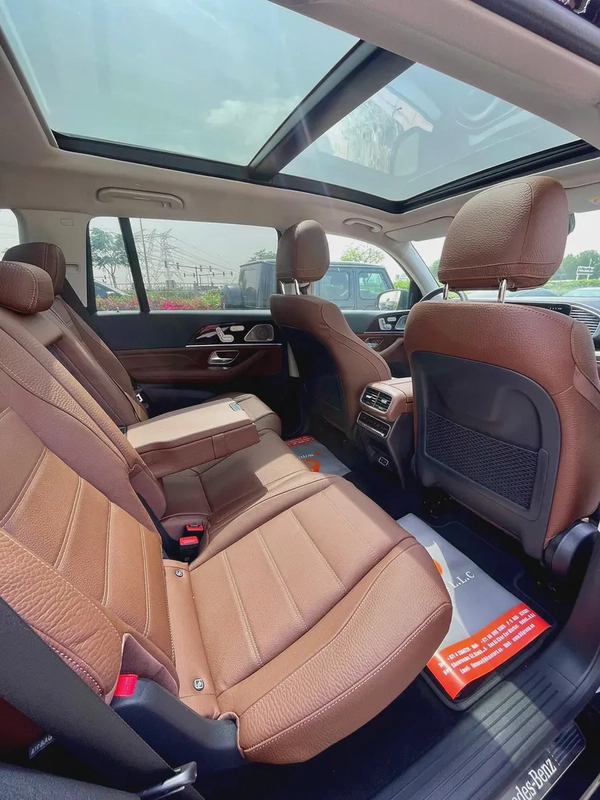 Mercedes-Benz GLS 450 4MATIC 2025 - European Specs