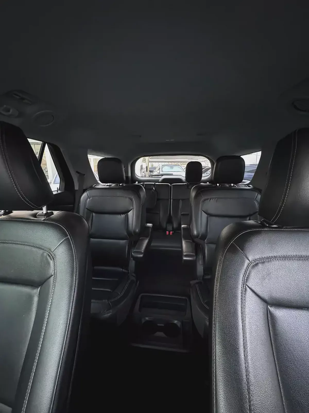 Ford Explorer XLT 2020, American Specs - GCC Resale-9-9