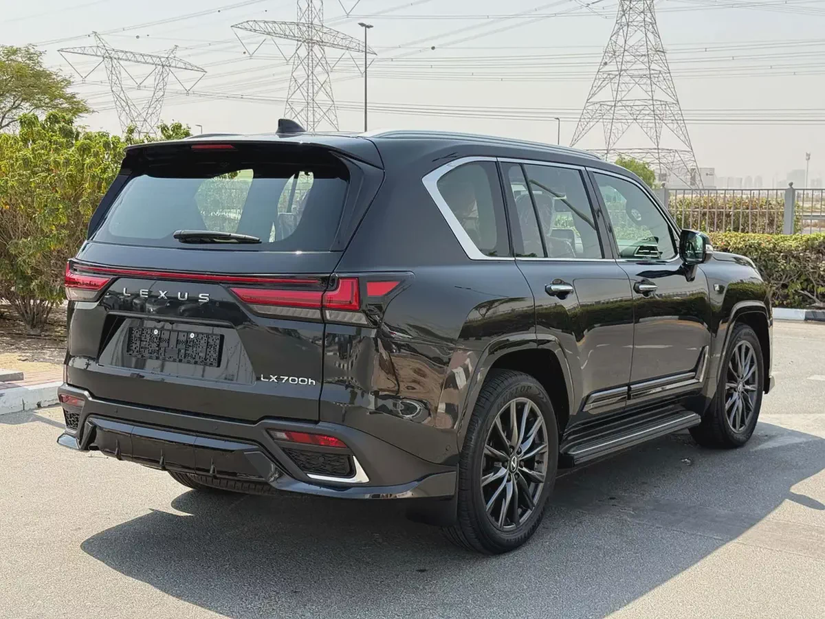 **2026**GCC SPEC F SPORT BRAND NEW-16-16