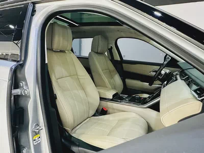 RANGE ROVER VELAR 2018 HSE R DYNAMIC GCC SPECS MINT CONDITION-17