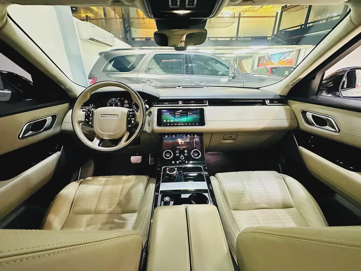 RANGE ROVER VELAR 2018 HSE R DYNAMIC GCC SPECS MINT CONDITION-9-9