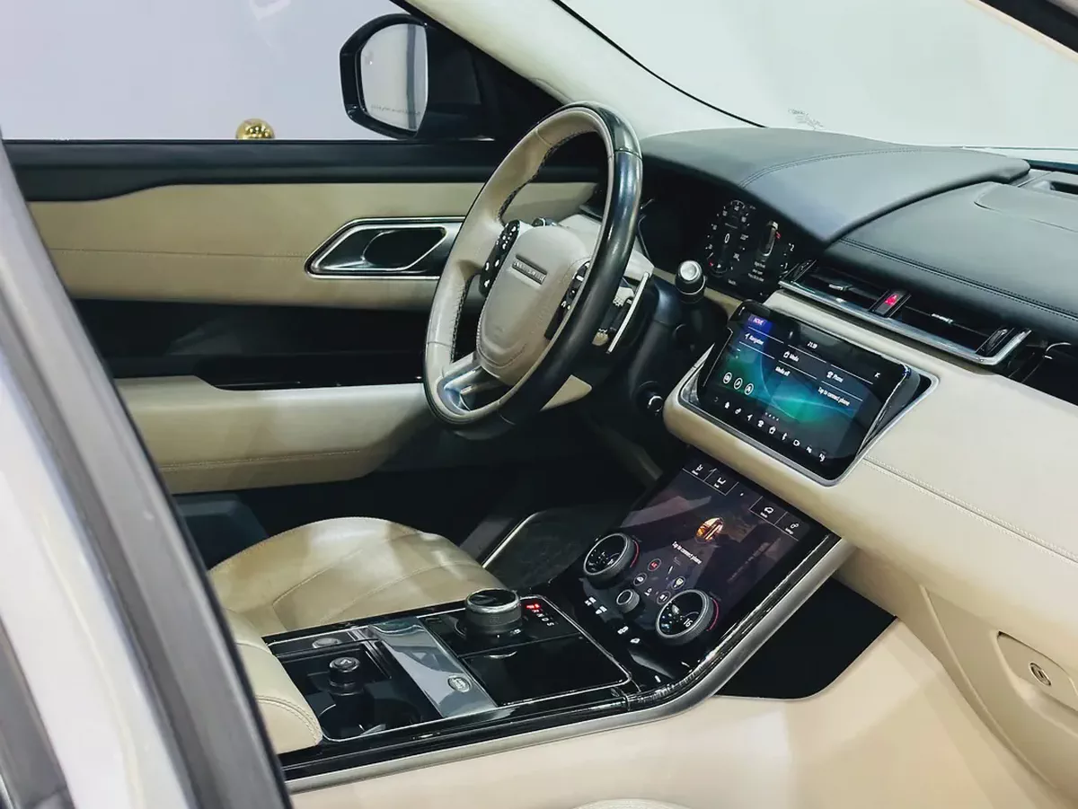 RANGE ROVER VELAR 2018 HSE R DYNAMIC GCC SPECS MINT CONDITION-19-19