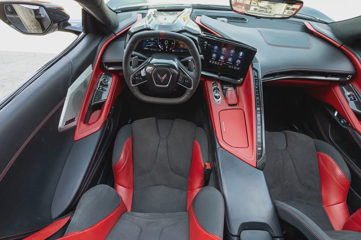 Chevrolet Corvette-18-18