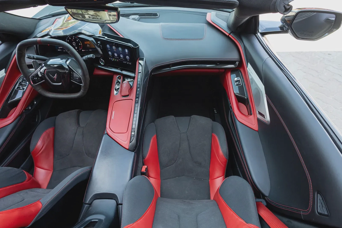 Chevrolet Corvette-13-13
