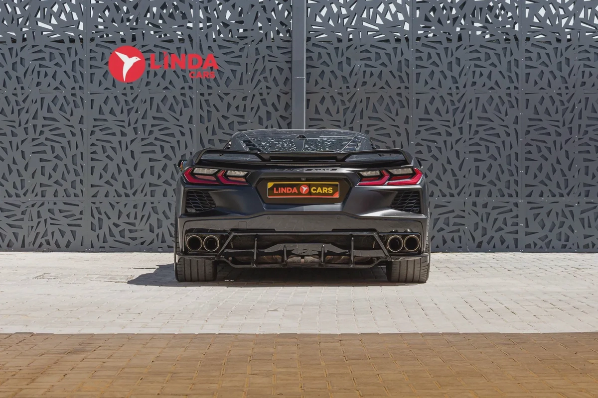 Chevrolet Corvette-9-9