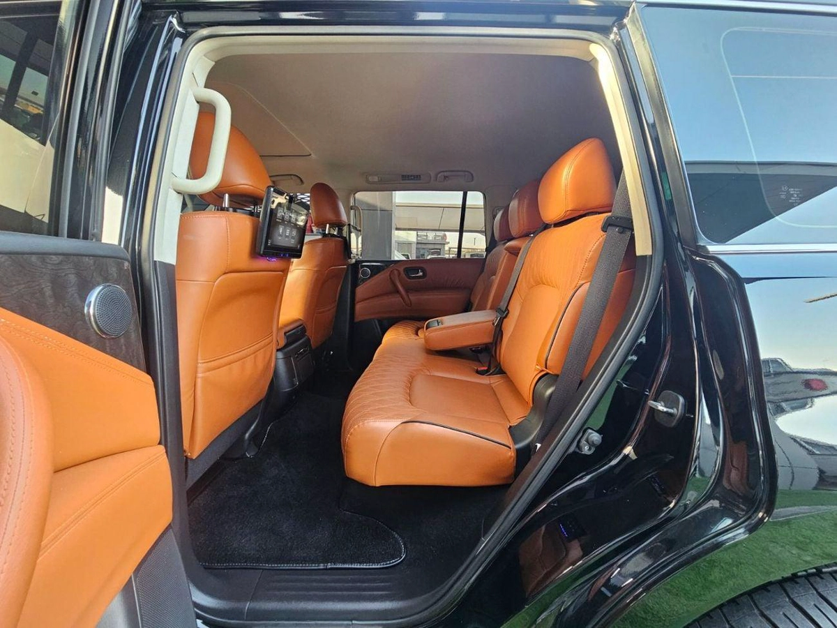 Nissan Patrol NISSAN PATROL / GCC LOW MILEAGE /  PPF PROTECTED / SINGLE OWNER-13-0