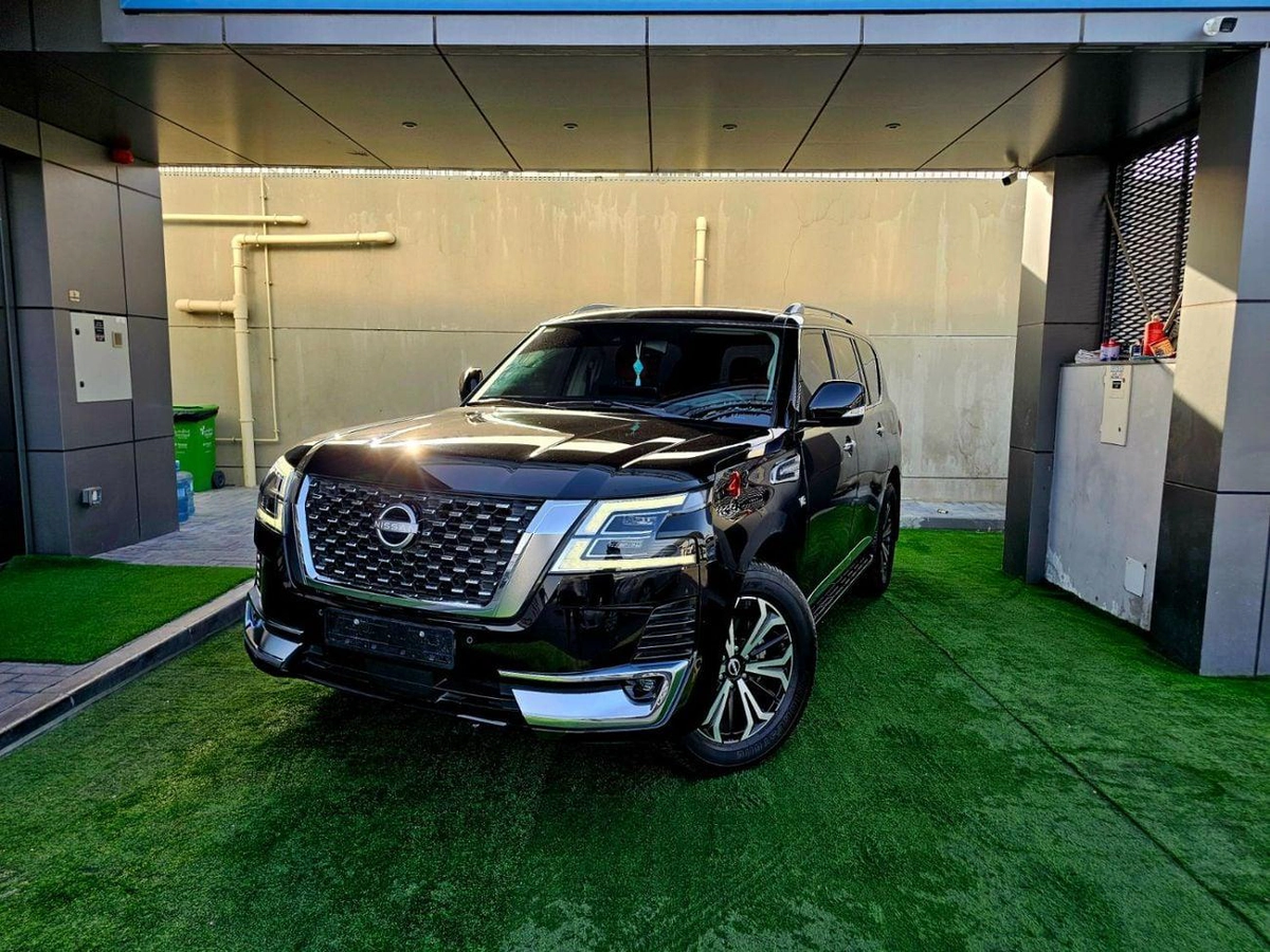 Nissan Patrol NISSAN PATROL / GCC LOW MILEAGE / PPF PROTECTED / SINGLE OWNER