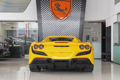 Ferrari F8 Spider | Pristine | Fully Carbon Interior  Exterior | Carbon Steering  Paddles-7