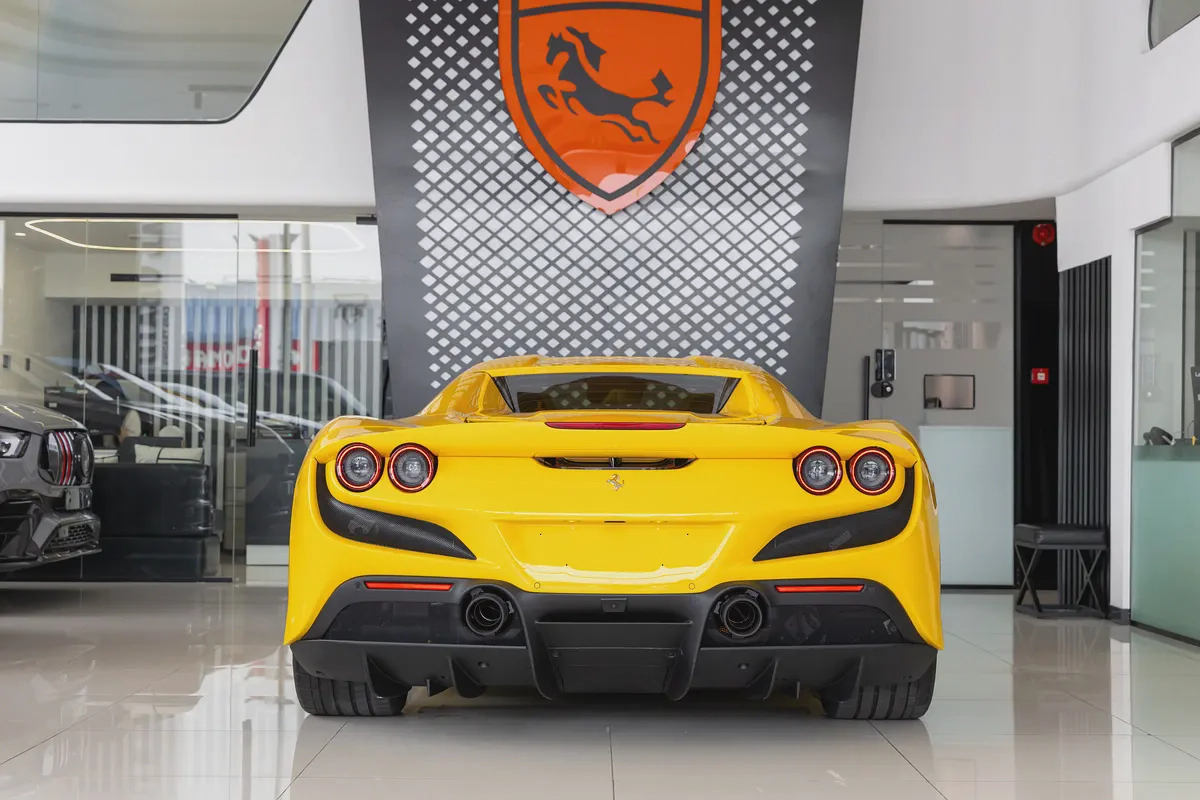 Ferrari F8 Spider | Pristine | Fully Carbon Interior  Exterior | Carbon Steering  Paddles-7-7