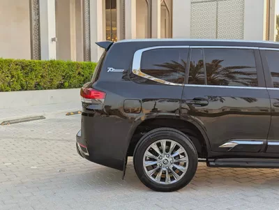 Toyota Land Cruiser 2014 | Facelifted 2025 | V6 4.0L | 74,000 KM | Excellent Condition-17