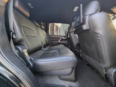 Toyota Land Cruiser 2014 | Facelifted 2025 | V6 4.0L | 74,000 KM | Excellent Condition-8