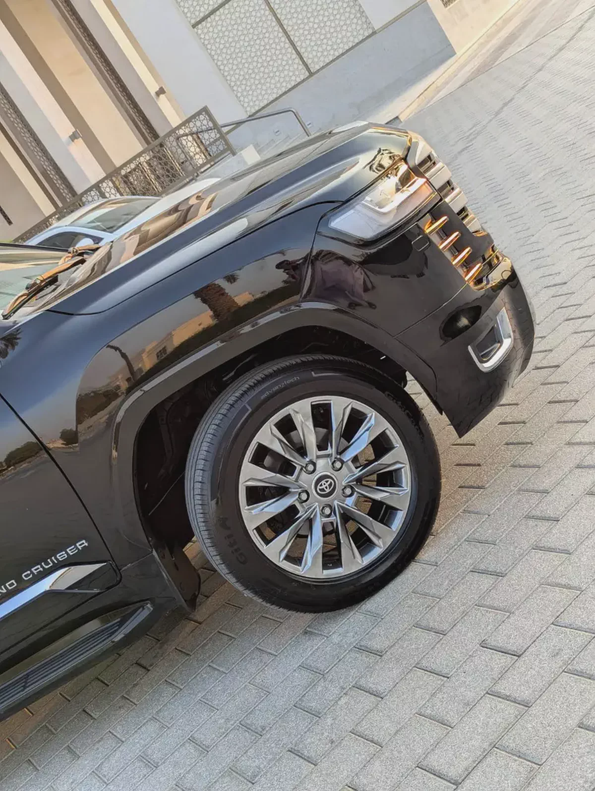 Toyota Land Cruiser 2014 | Facelifted 2025 | V6 4.0L | 74,000 KM | Excellent Condition-18-18