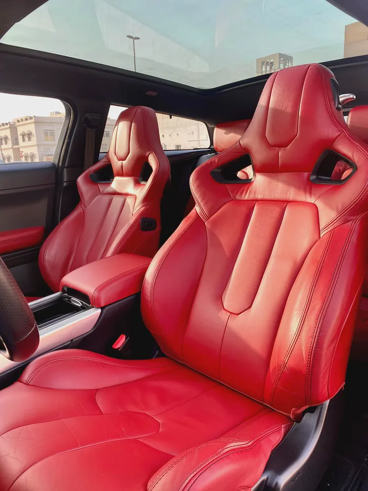 2013 Range Rover Evoque Dynamic HSE || GCC Specs || Accident free-10-10