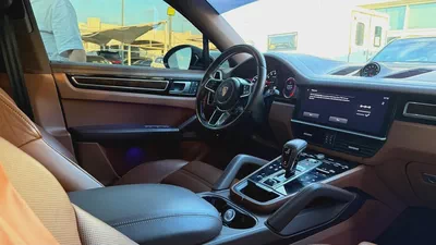 Porsche cayenne coupe model 2023 gcc original paint بورش كايان كوب ٢٠٢٣ خليجي صبغ وكالة-14
