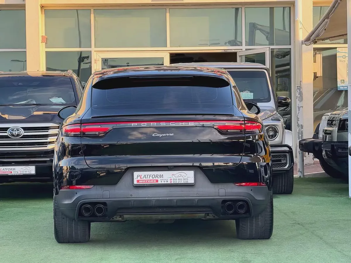 Porsche cayenne coupe model 2023 gcc original paint بورش كايان كوب ٢٠٢٣ خليجي صبغ وكالة-5-5