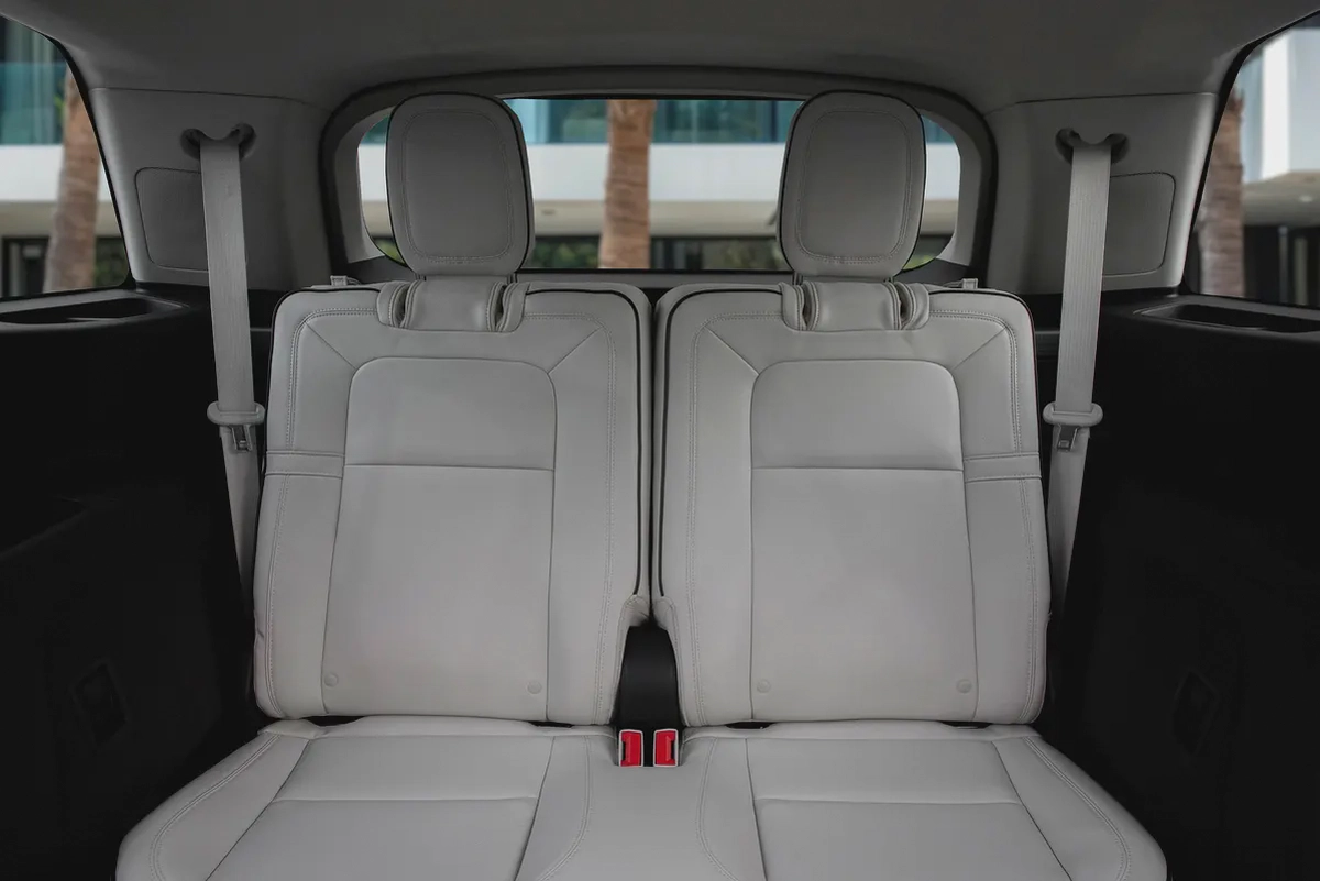 4,113 P.M | 0% Downpayment | AVIATOR PRESIDENTIAL | WARRANTY 2029!-12-12