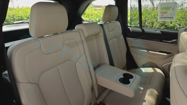 ( Eid al-Adha Offer ) 2025 JEEP GRAND CHEROKEE LIMITED PLUS GCC 0Km With 3 Yrs or 60K Km Warranty