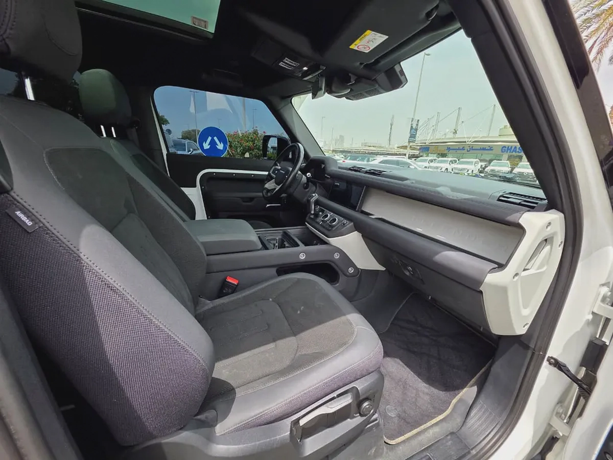 Land Rover Defender 90 2022 - American Specs - GCC-13-13