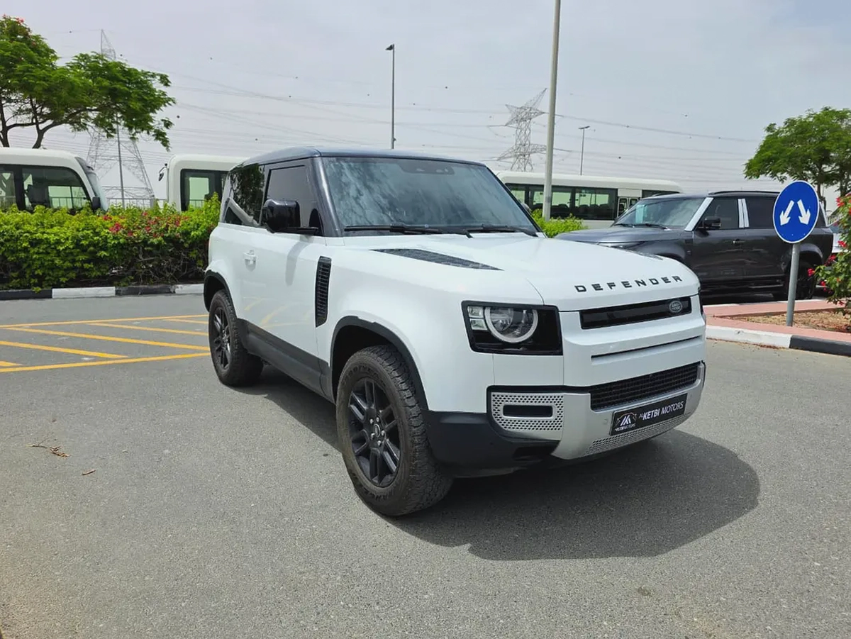 Land Rover Defender 90 2022 - American Specs - GCC