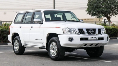 Nissan Patrol Safari-0