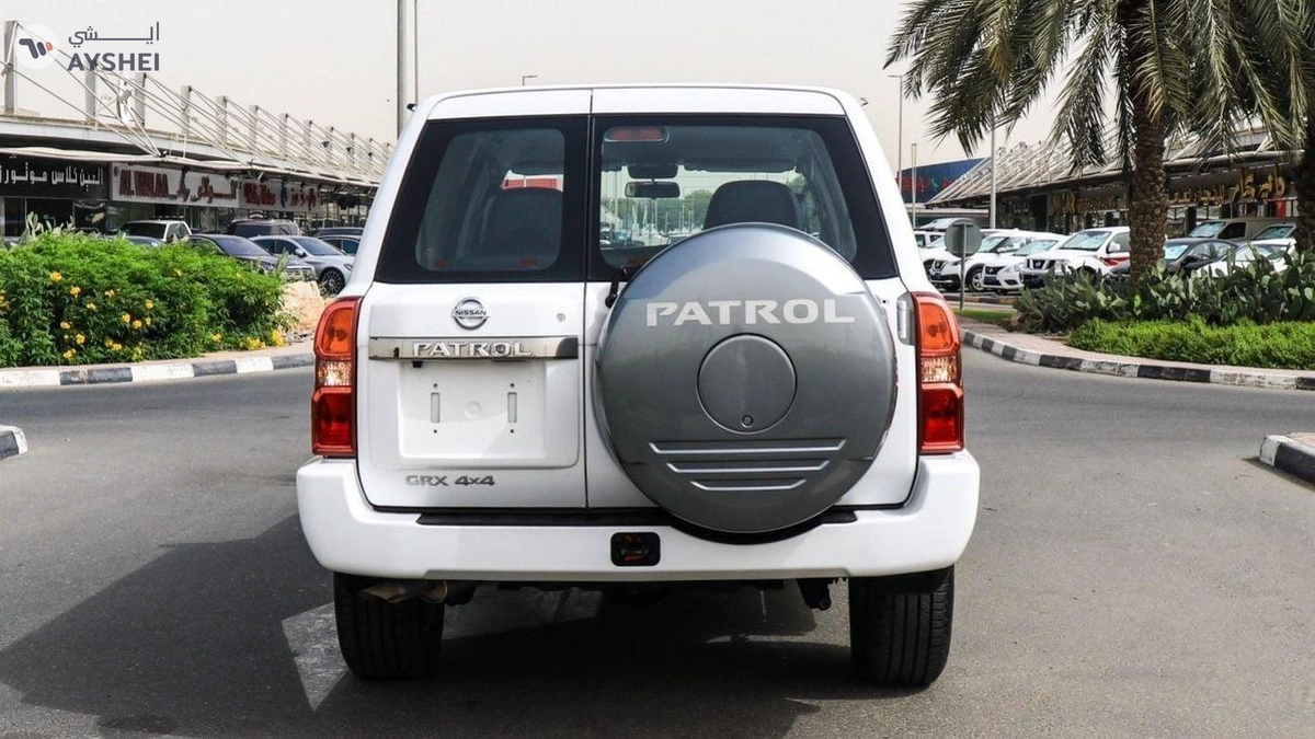 Nissan Patrol Safari-14-14