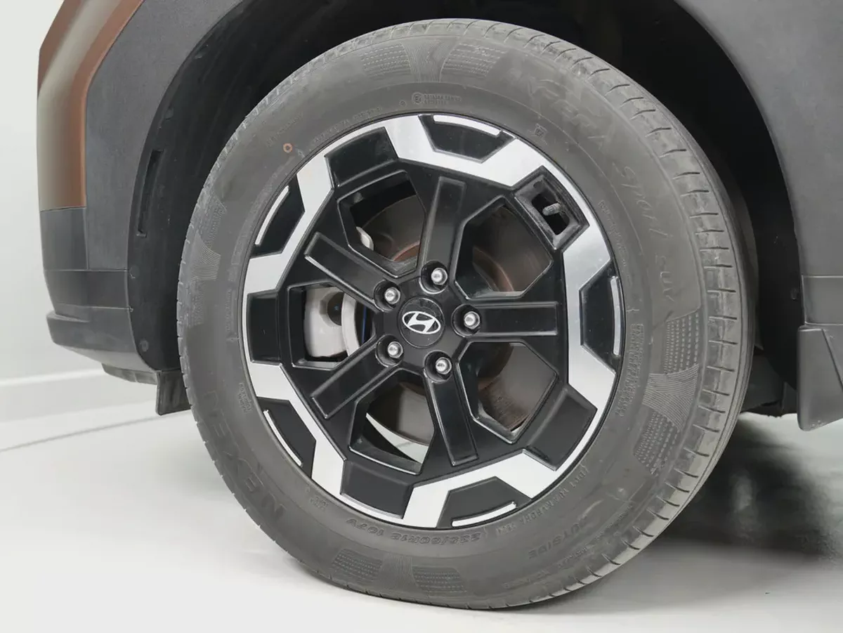 GCC Specs | 2024 LOW MILEAGE | Warranty-11-11