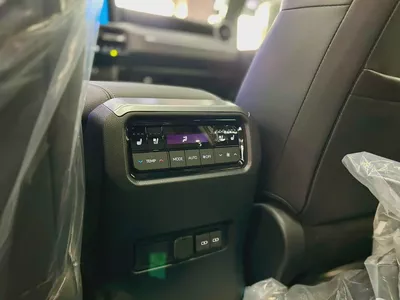 Toyota Prado  LUXURY VX 2026 European Specs-17