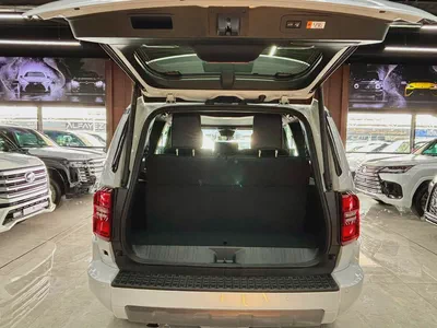 Toyota Prado  LUXURY VX 2026 European Specs-5