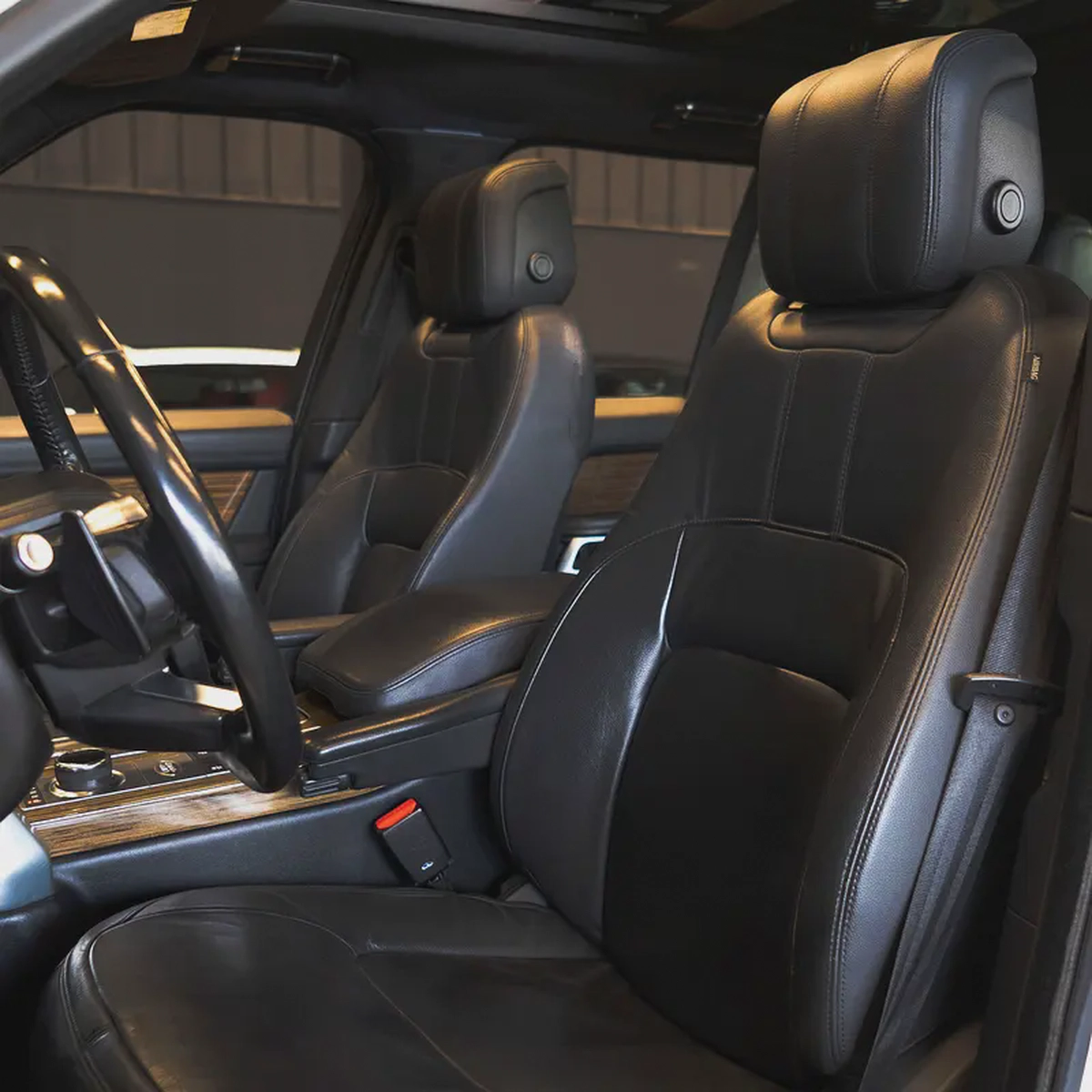 AED 2,490 p.m • 0% Downpayment • Range Rover Vogue Supercharged • 1 Year Warranty-12-12