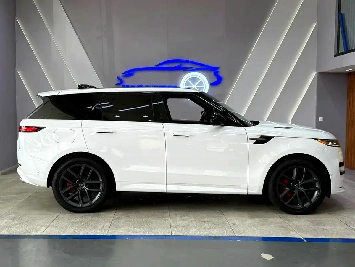 2024 Land Rover Range Rover Sport P400 Dynamic HSE-10-10