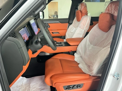 ROX 01 VIP Luxury 6-Seater 2024-19