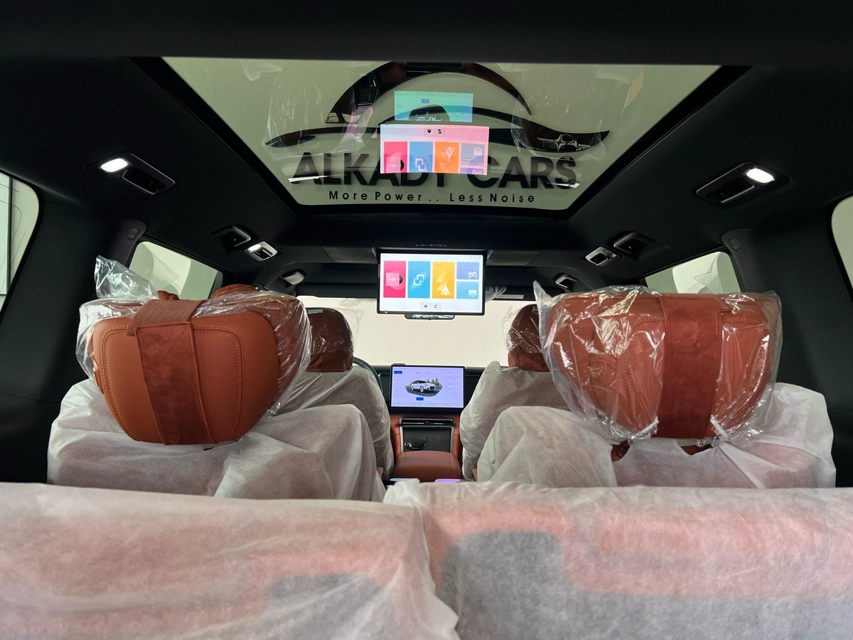 ROX 01 VIP Luxury 6-Seater 2024-23-23