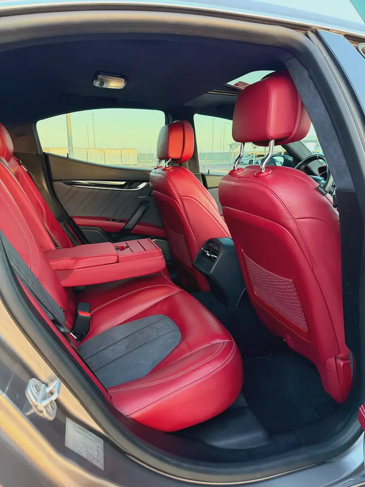 Maserati Ghibli GranSport 2017 GCC Specs-9-9