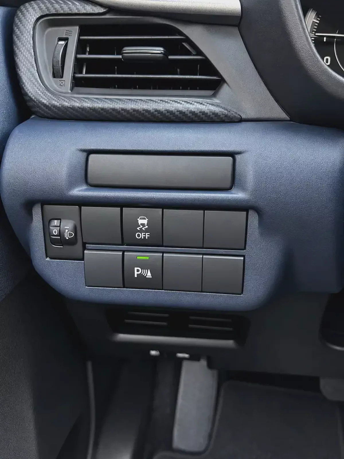 Suzuki Baleno GLX 2025 GCC Specs-17-17