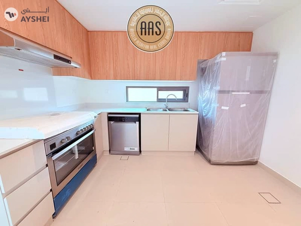 Spacious brand new villa with maid room in Dubai south