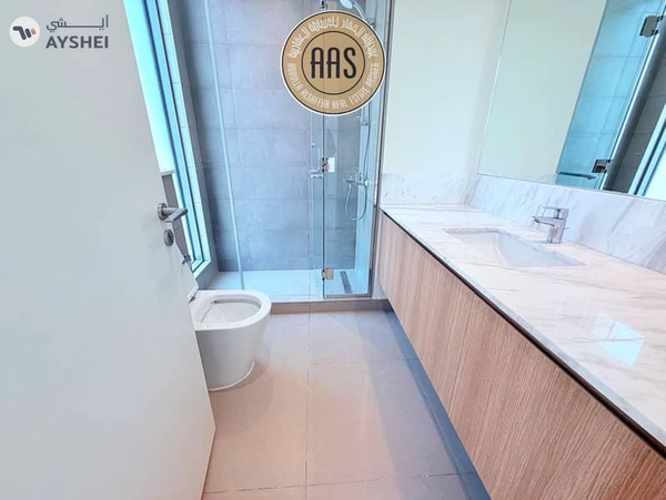Spacious brand new villa with maid room in Dubai south