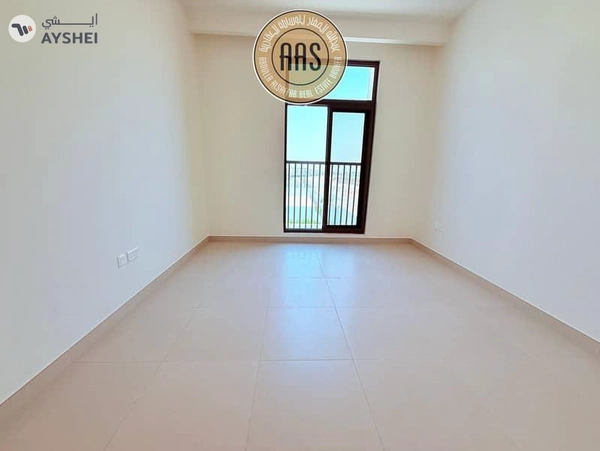 Spacious brand new villa with maid room in Dubai south