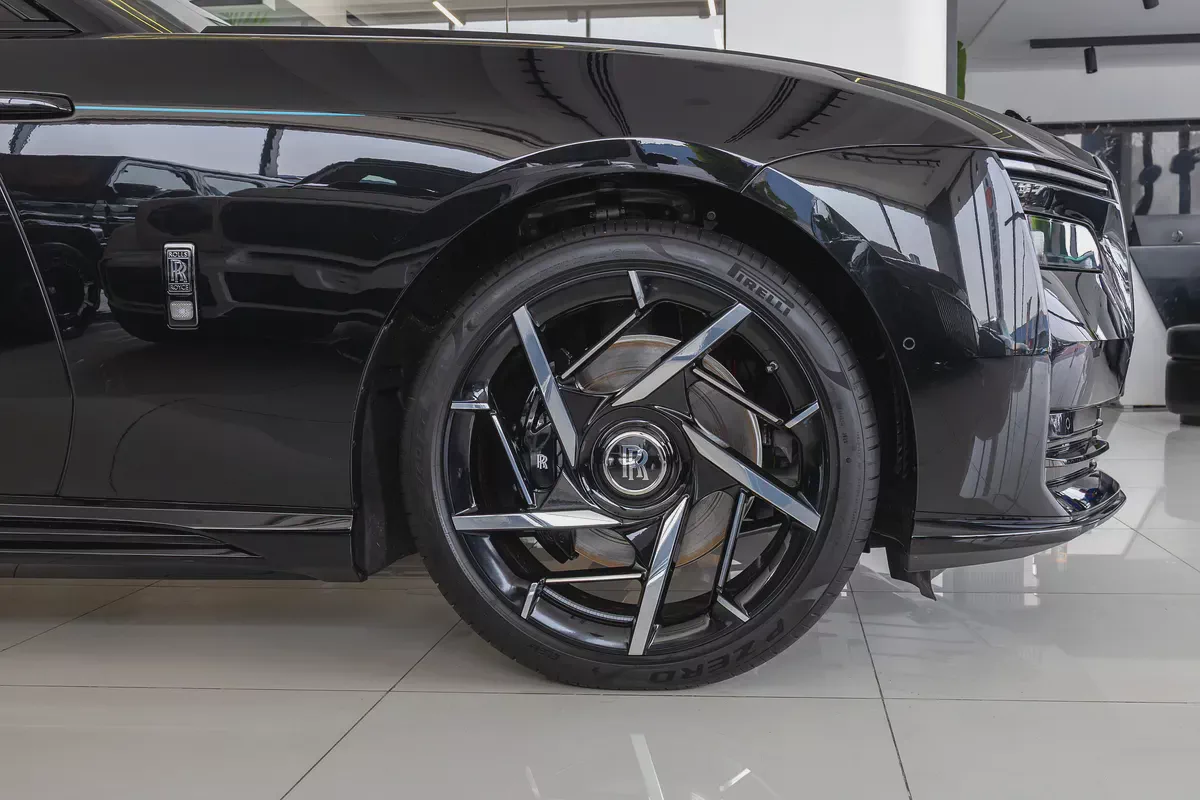 Rolls-Royce Spectre | Black Badge | Fully Loaded | Electric | Blue Interior-7-7