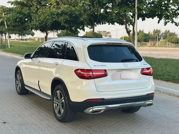 Mercedes-Benz GLC 300 4MATIC 2019 - American Specs - GCC Resale