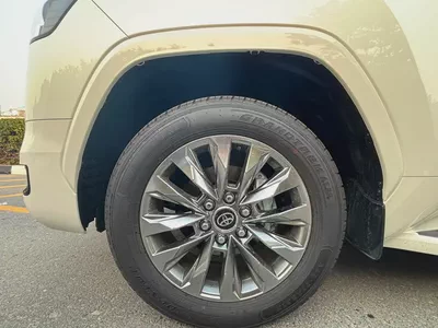 Toyota Land Cruiser GXR 4.0L 2026 | GCC Specs |-3