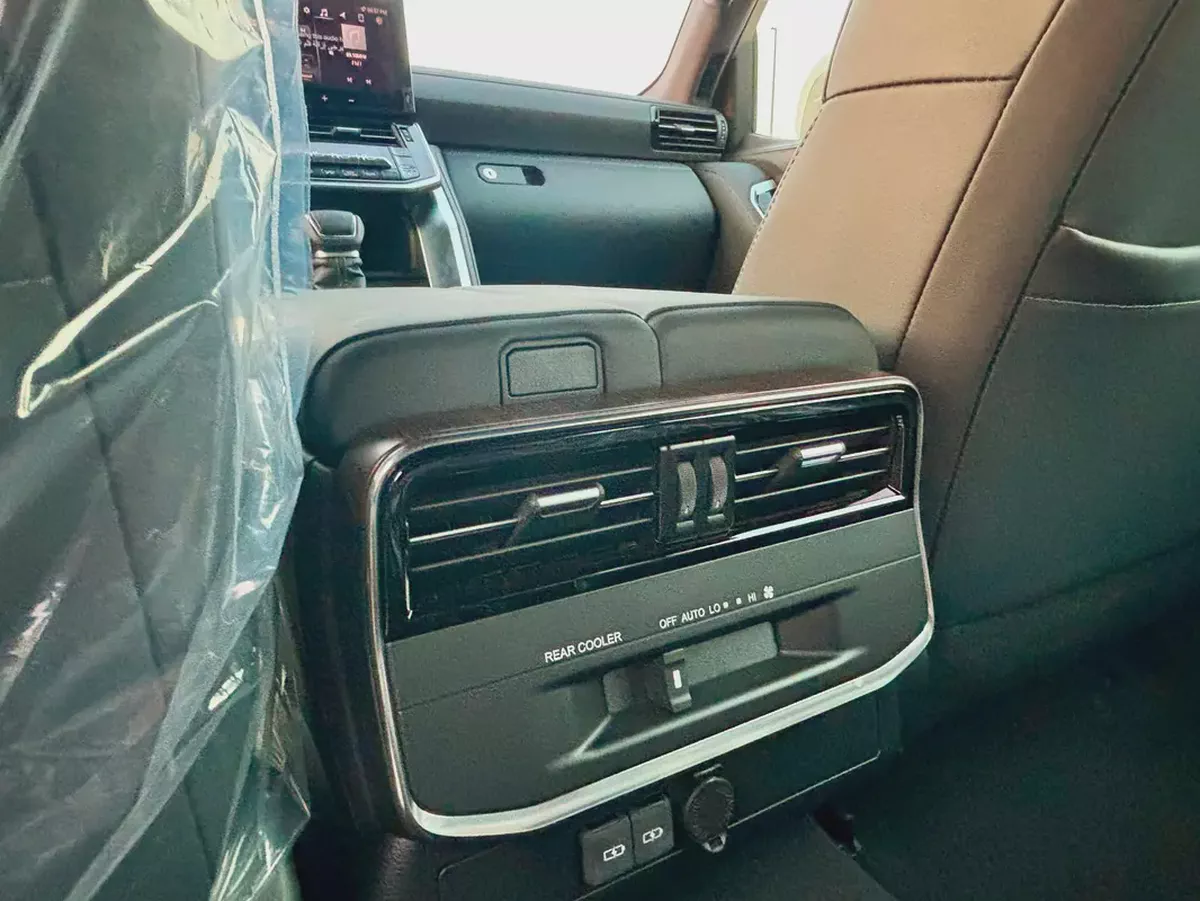 Toyota Land Cruiser GXR 4.0L 2026 | GCC Specs |-17-17