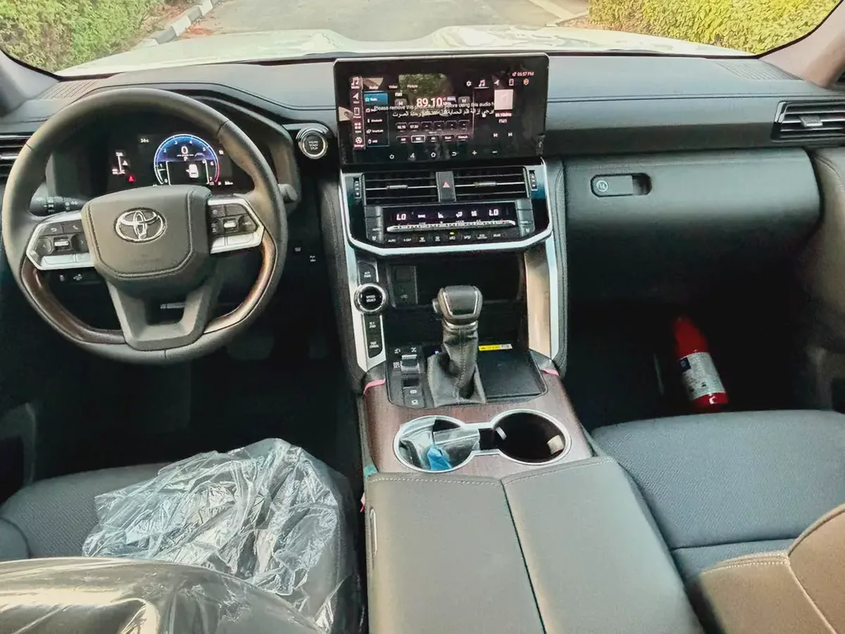 Toyota Land Cruiser GXR 4.0L 2026 | GCC Specs |-6-6