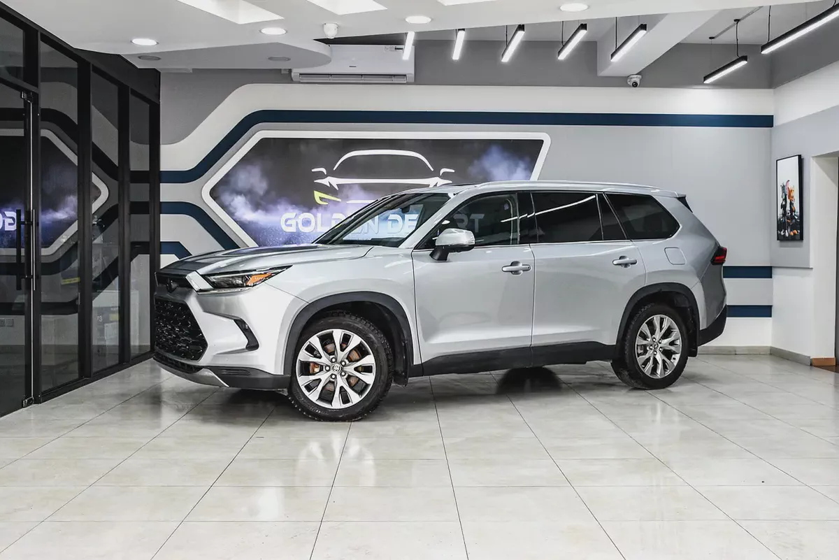 2024 Toyota Grand Highlander Limited 4WD - 7 Seater