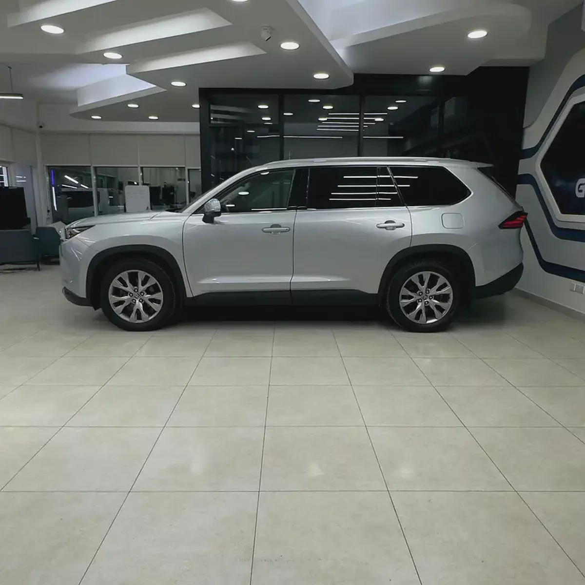2024 Toyota Grand Highlander Limited 4WD - 7 Seater-3-3