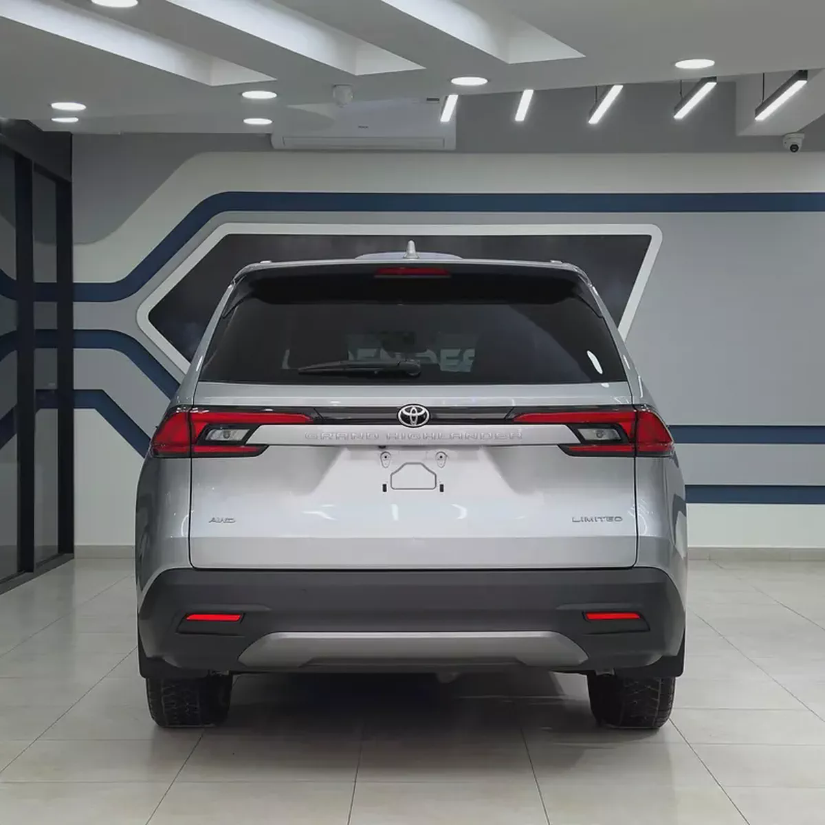 2024 Toyota Grand Highlander Limited 4WD - 7 Seater-4-4
