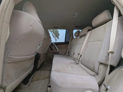 TOYOTA PRADO 2023 V4 2.7L ORIGINAL PAINT ACCIDENT FREE IN EXCELLENT CONDITION-4
