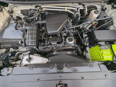 TOYOTA PRADO 2023 V4 2.7L ORIGINAL PAINT ACCIDENT FREE IN EXCELLENT CONDITION-9
